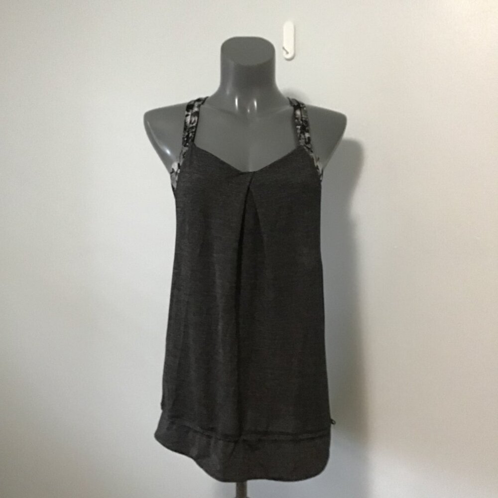 Lululemon Rest Less Tank Heathered Black/Flowabunga Black Angel Wing Size 10